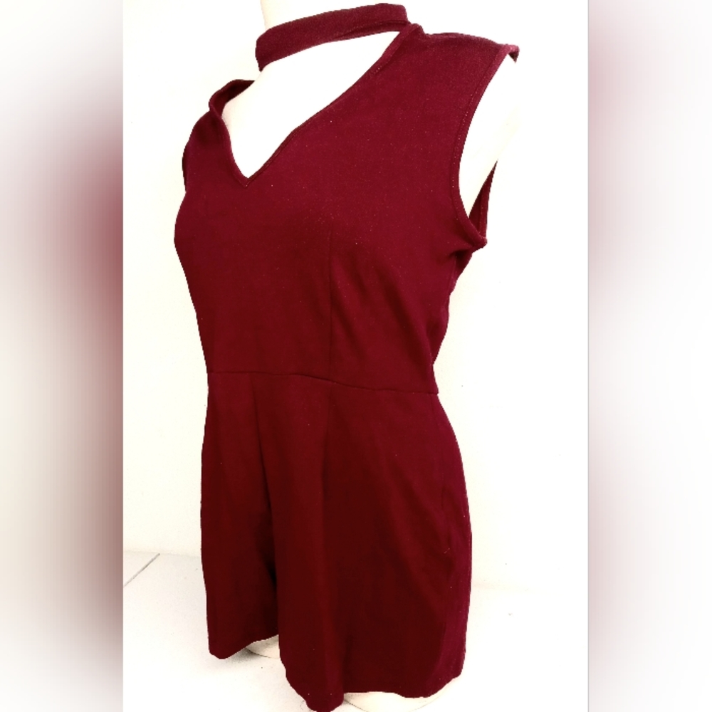💃 Shorts dress with red collar By Angela fashions.